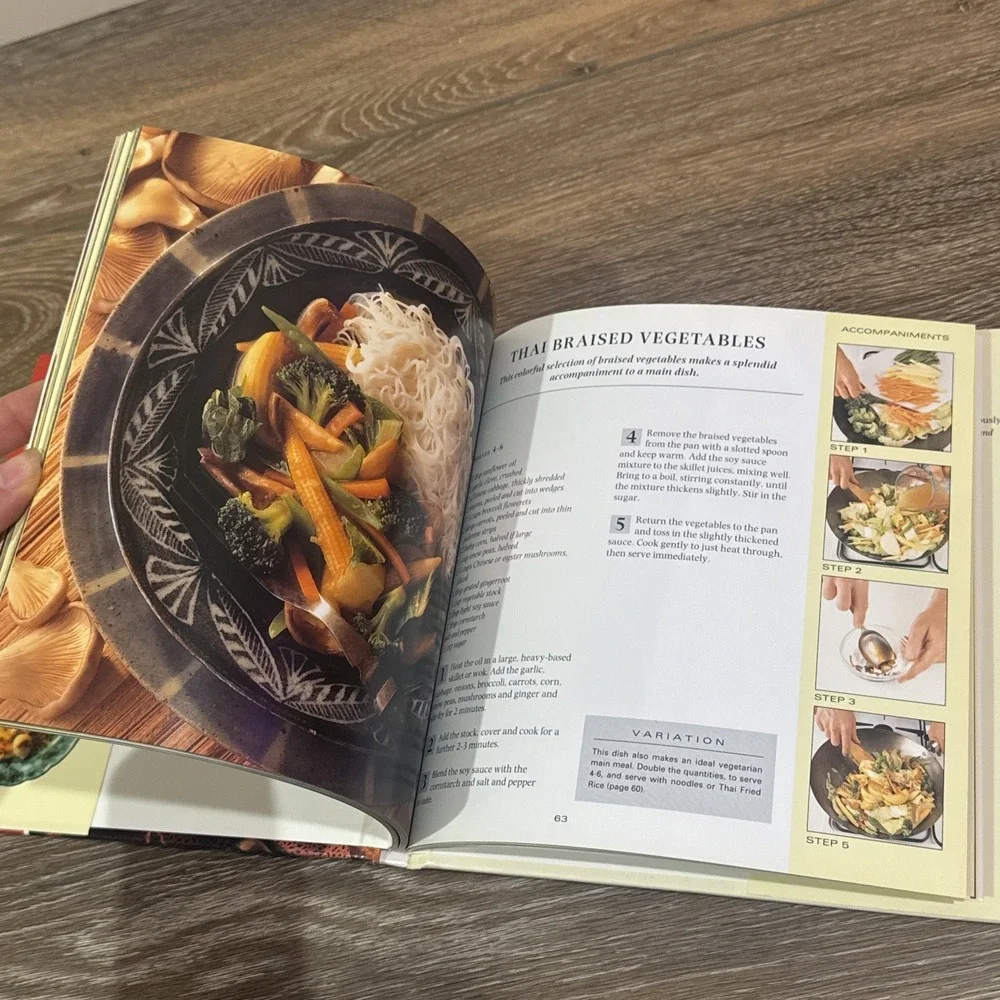 Step by Step Thai Cooking- by Carol Bowen-  Hardcover- 30 Recipes- Pad Thai Dish